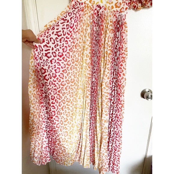 Rococo Sand Avana Leopard Print Dress - Picture 11 of 13